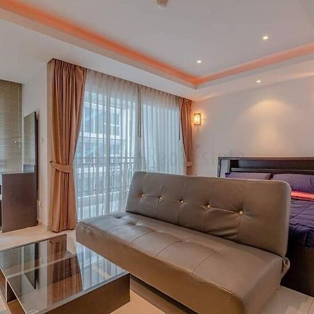 Avenue Residence C5 Pattaya Zewnętrze zdjęcie