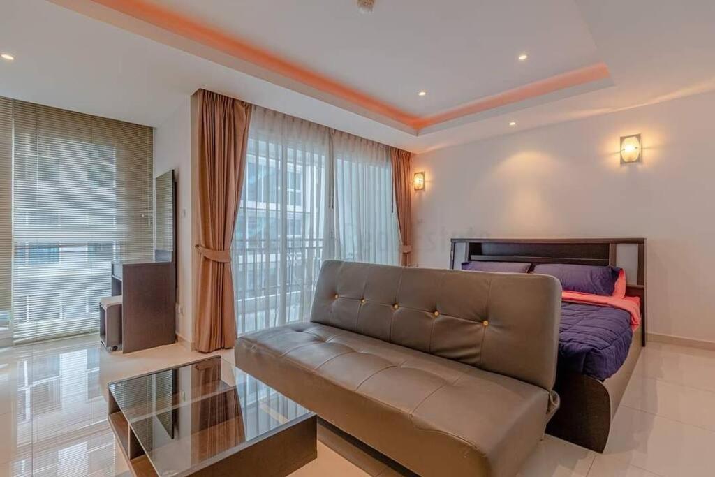 Avenue Residence C5 Pattaya Zewnętrze zdjęcie
